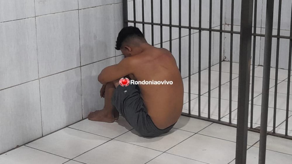 TRAFICANDO: Membro de grupo criminoso é preso com arma, drogas e objetos roubados 