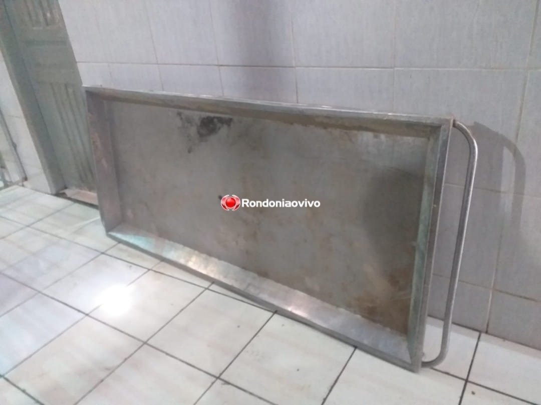 NADA ESCAPA: Ladrão é preso furtando gaveta de carregar cadáver no IML