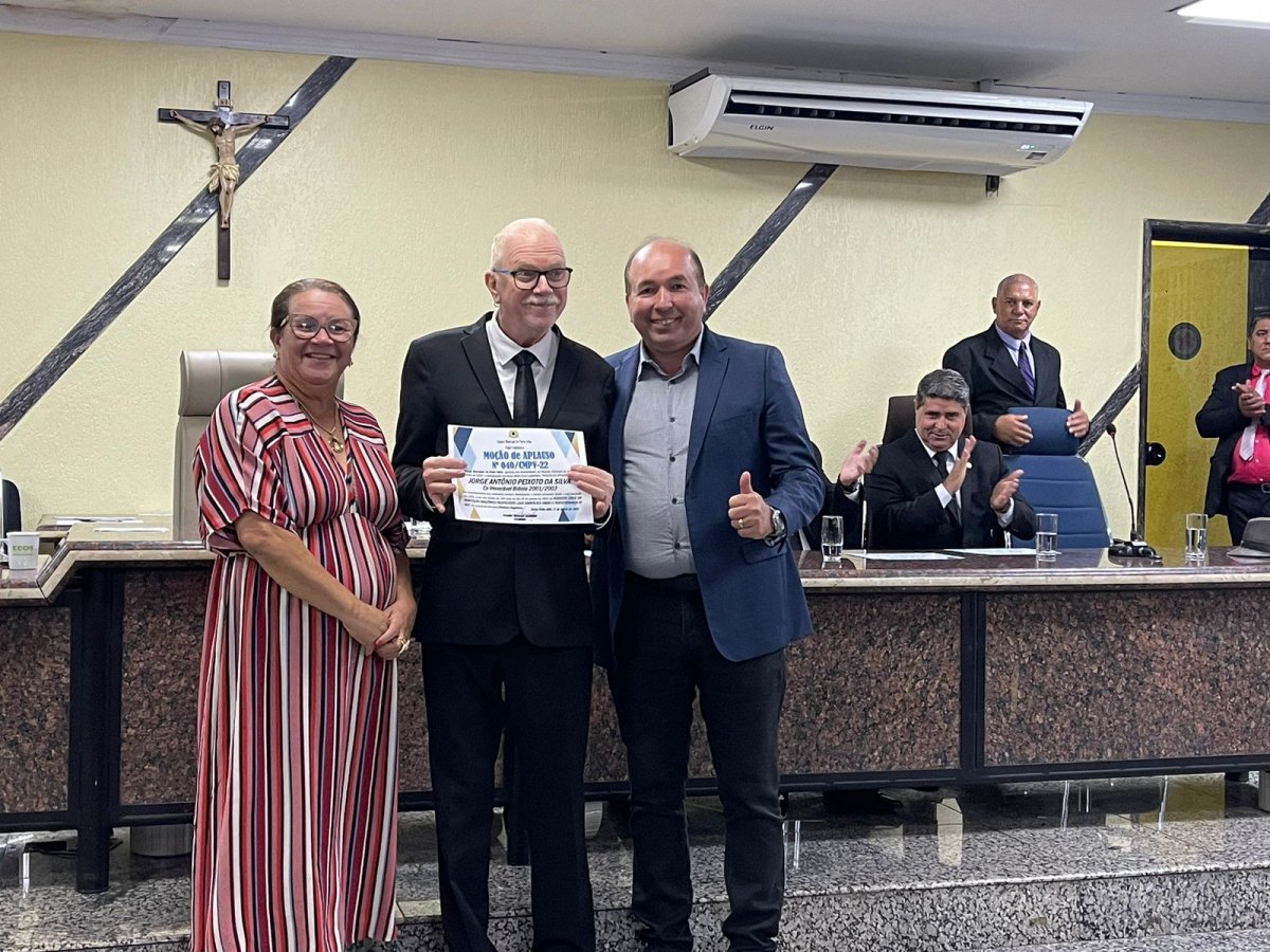 EDWILSON NEGREIROS: Vereador entrega Moções de Aplausos a maçons da Loja União e Perseverança