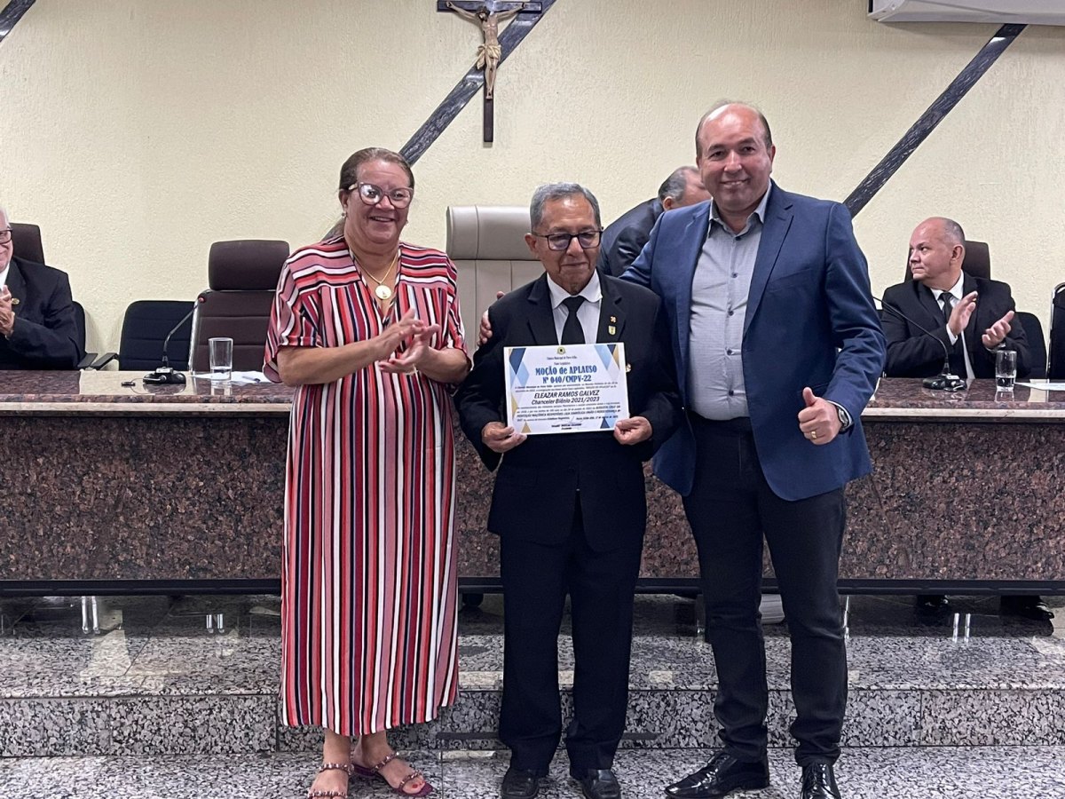 EDWILSON NEGREIROS: Vereador entrega Moções de Aplausos a maçons da Loja União e Perseverança