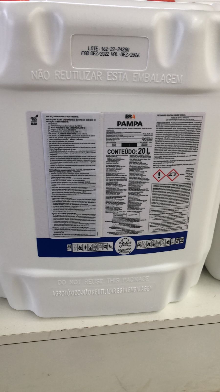 PAGAMENTO: Casa do Pecuarista faz promoção de herbicidas da BRA para pastagens