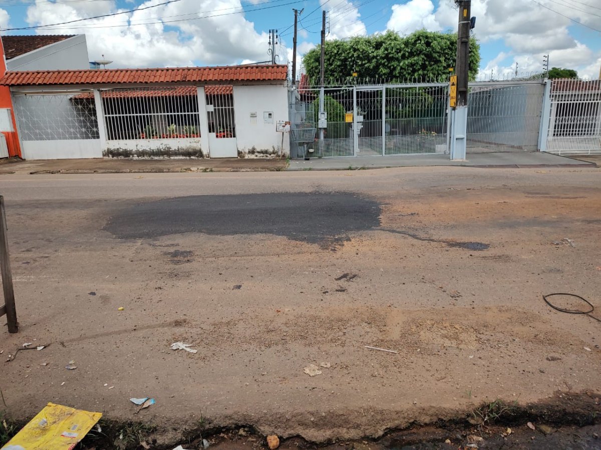 EDWILSON NEGREIROS: Semob faz serviço de tapa-buracos na zona Sul da capital a pedido do vereador 
