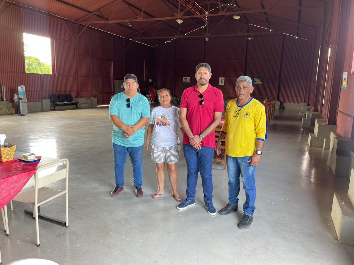 DEMANDAS: Marcio Pacele visita distritos para fiscalizar obra e escutar a população