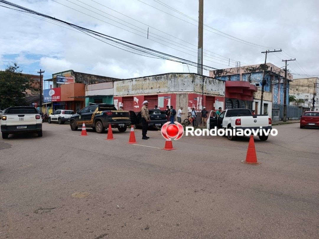 INVADIU: Duas pessoas ficam lesionadas após colisão entre veículos na região Central 