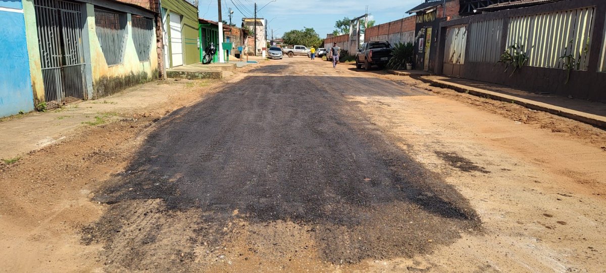 EDWILSON NEGREIROS: Prefeitura faz reparos em rua da zona Sul da capital a pedido de vereador