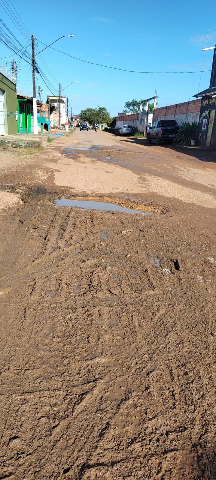 EDWILSON NEGREIROS: Prefeitura faz reparos em rua da zona Sul da capital a pedido de vereador