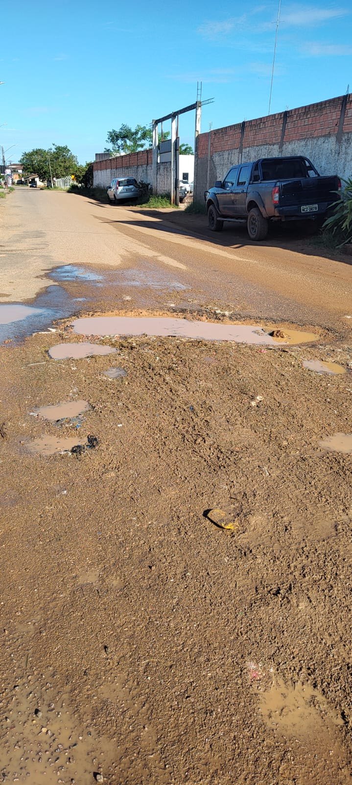 EDWILSON NEGREIROS: Prefeitura faz reparos em rua da zona Sul da capital a pedido de vereador
