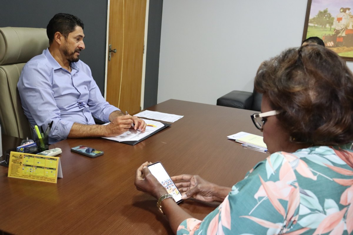 MÁRCIO PACELE: Vereador fortalece parceria com UCAVER em visita institucional