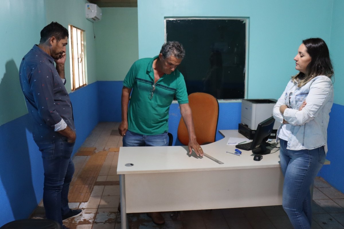 PONTA DO ABUNÃ: Márcio Pacele visita distritos para fiscalizar andamento do Cadastro Único