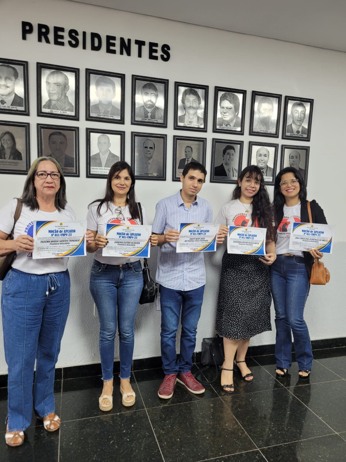 CAUSA ANIMAL: Protetores Voluntários recebem moção de aplausos na Câmara de PVH