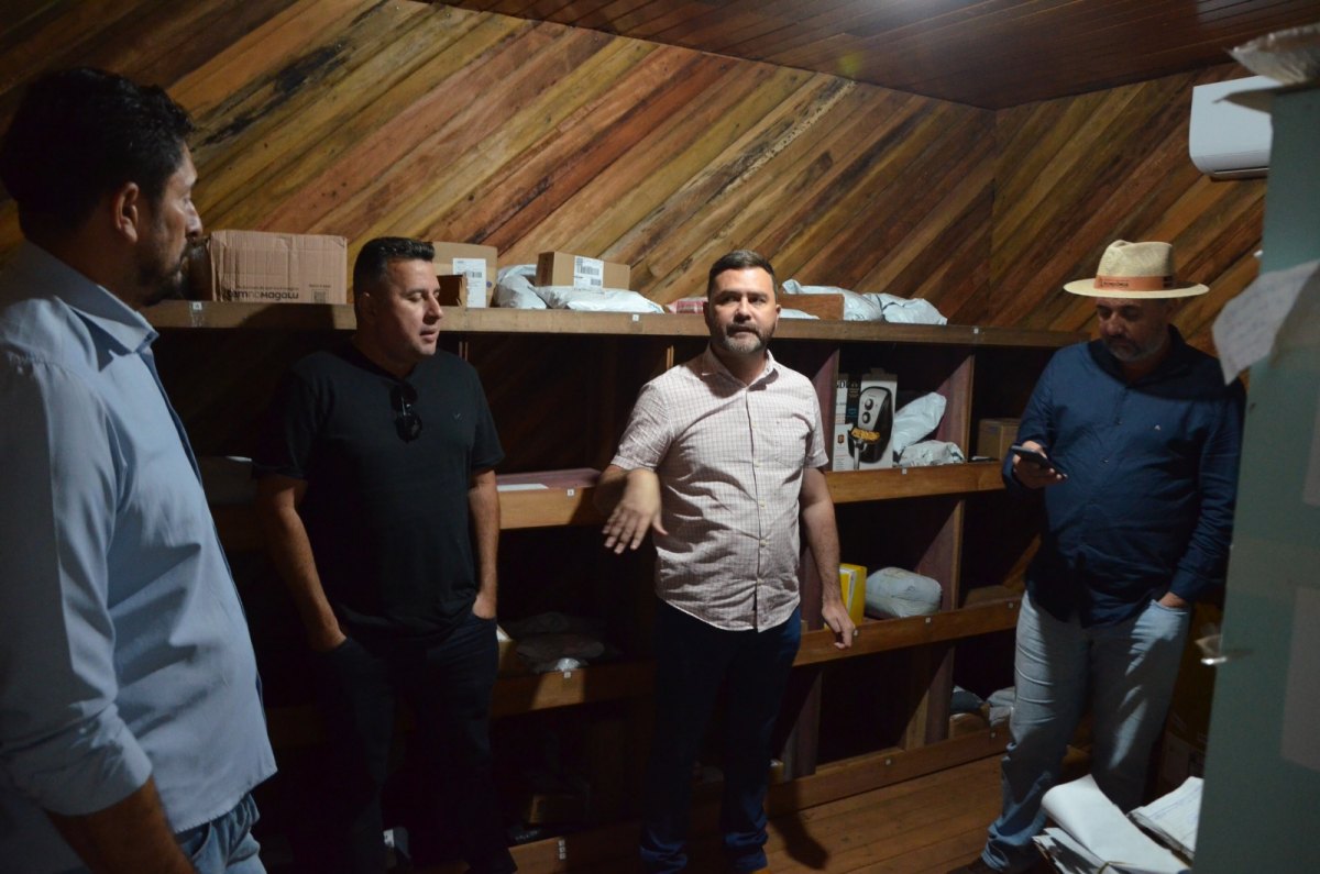 MÁRCIO PACELE: CadÚnico e Correios estão em pleno funcionamento em Vista Alegre 