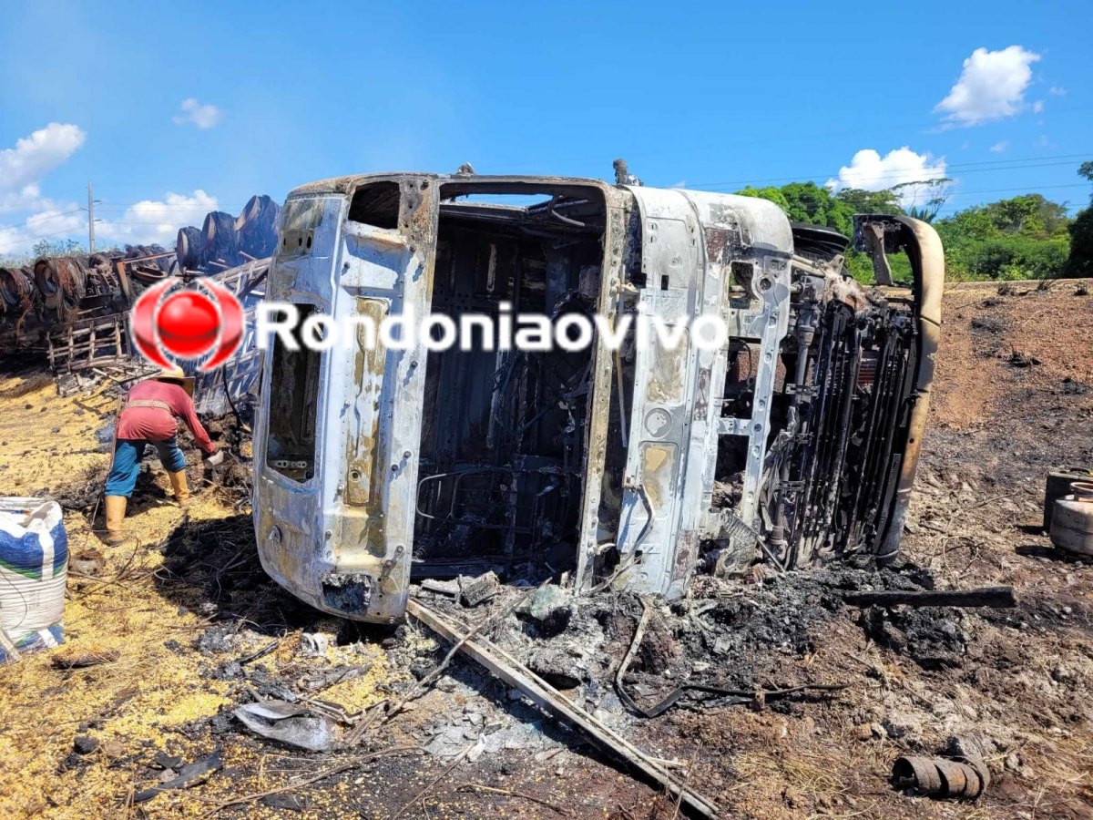 DESTRUÍDA: Carreta pega fogo após tombar na BR-364 e carga é saqueada
