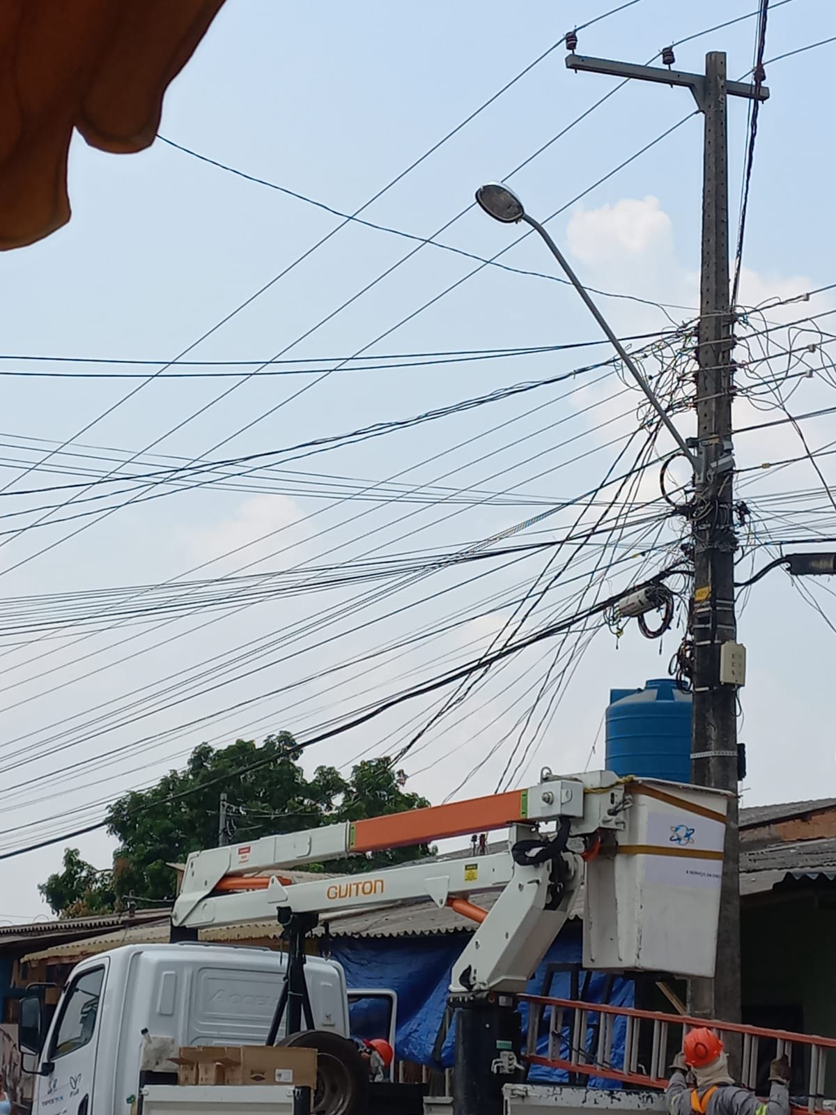 EDWILSON NEGREIROS: Prefeitura atende pedido de vereador e substitui lâmpadas de LED na zona Sul