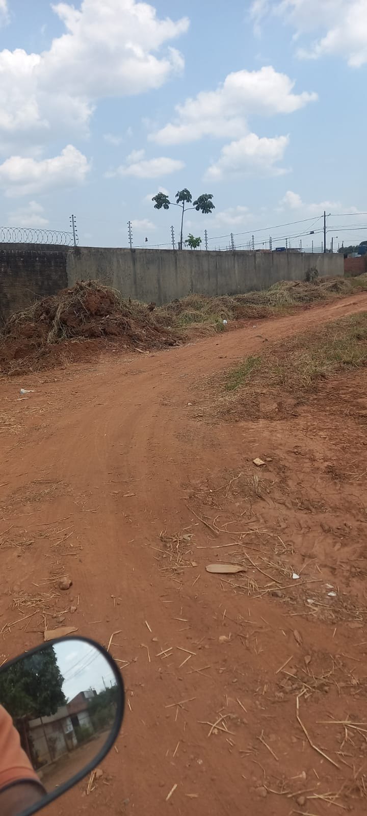 EDWILSON NEGREIROS: Vereador pede providências e limpeza para bairro da zona Leste de Porto Velho