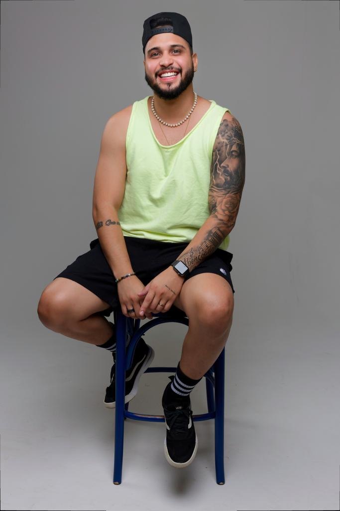 AGENDA: Stand up, churrascada e estreia do Pagode do Sátiro Freitas no 'O Monarka'