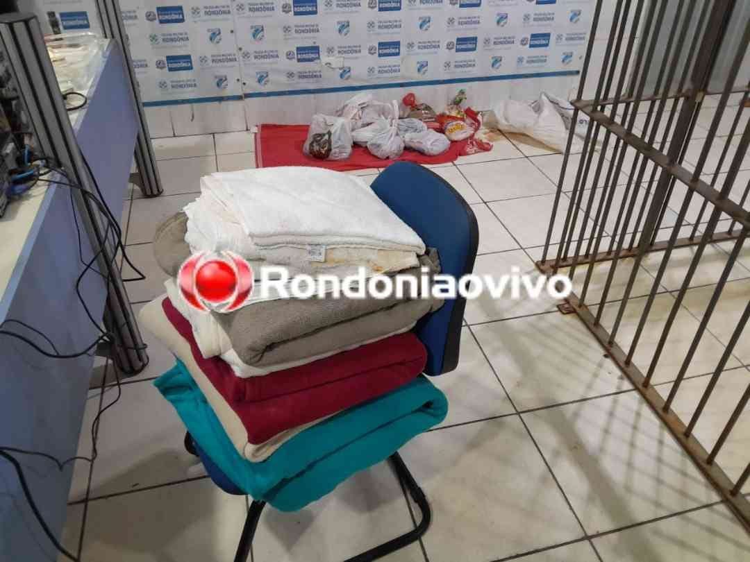 'SOSSEGADO': Ladrão é preso dormindo na beira da BR após furtar Chester e outras carnes