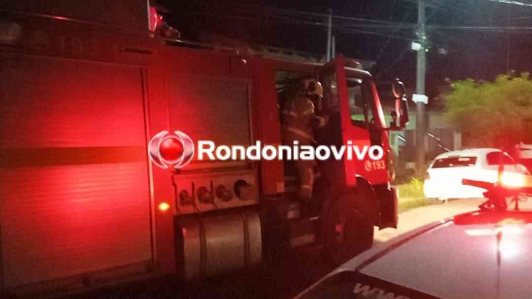 QUEIMOU TUDO: Motocicleta roubada é incendiada em residência abandonada