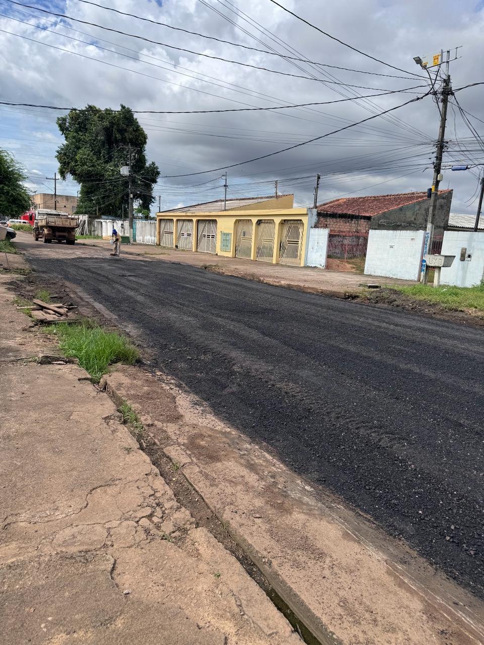 EDWILSON NEGREIROS: Vereador obtém reparos em rua na capital após intervenção junto à Semob