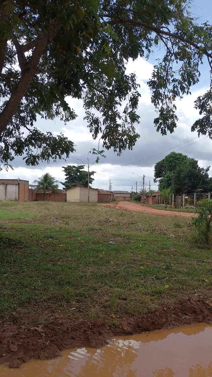 EDWILSON NEGREIROS: Semusb atende vereador e determina limpeza de campo no Marcos Freire