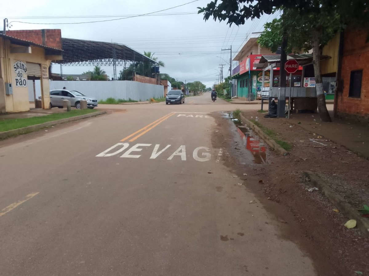 VEREADOR: Edwilson Negreiros cobra respostas e Semtran instala sinalização na capital