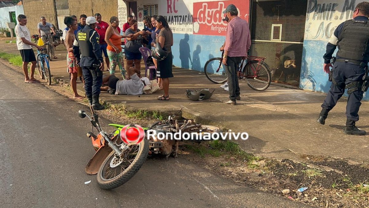 JOGADO NA CALÇADA: Condutora de Hilux avança cruzamento e causa grave acidente com motociclista