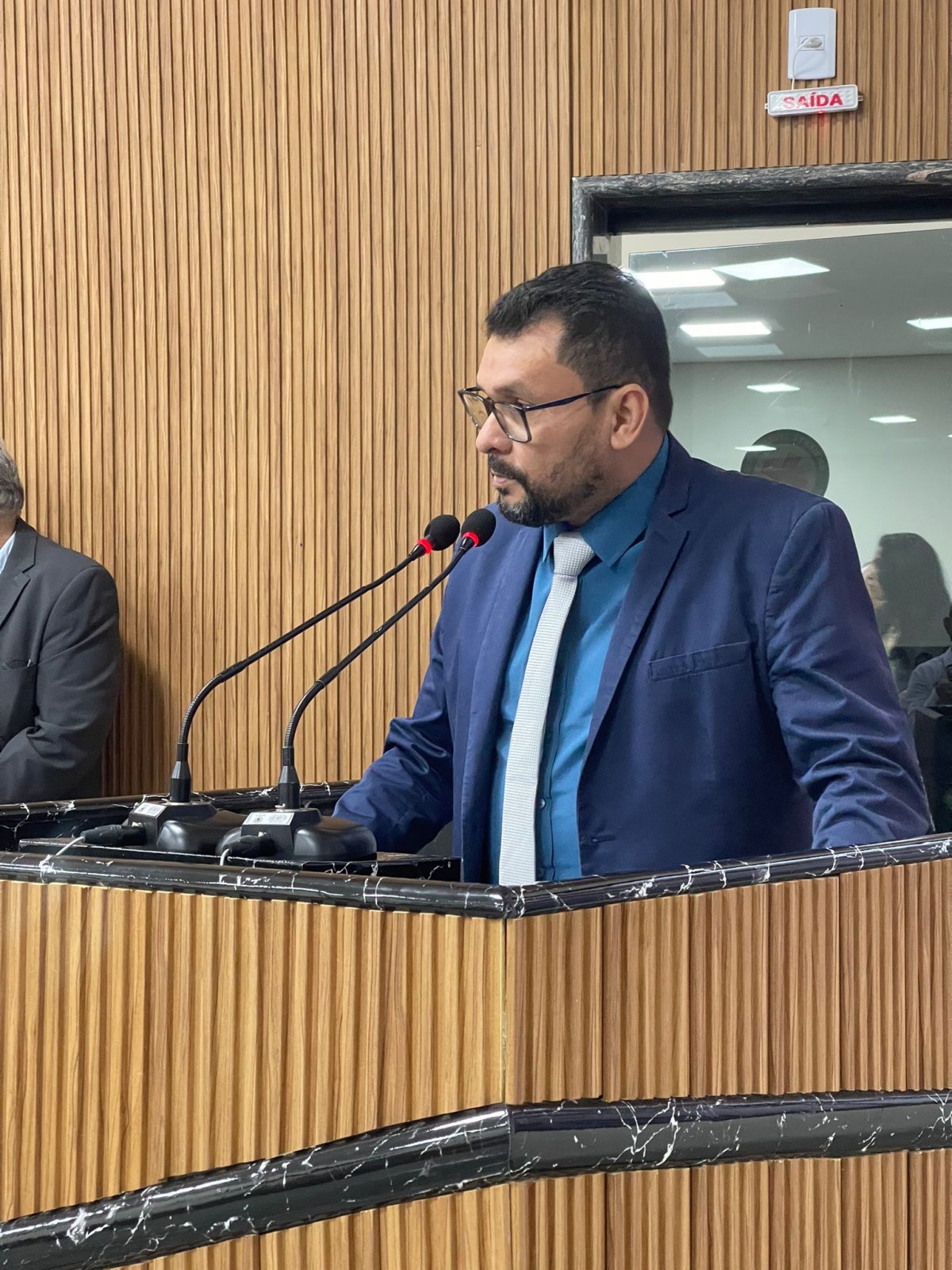 HONRA AO MÉRITO: Edwilson concede título de Cidadão Honorário de Porto Velho a Aldo Cipriano 