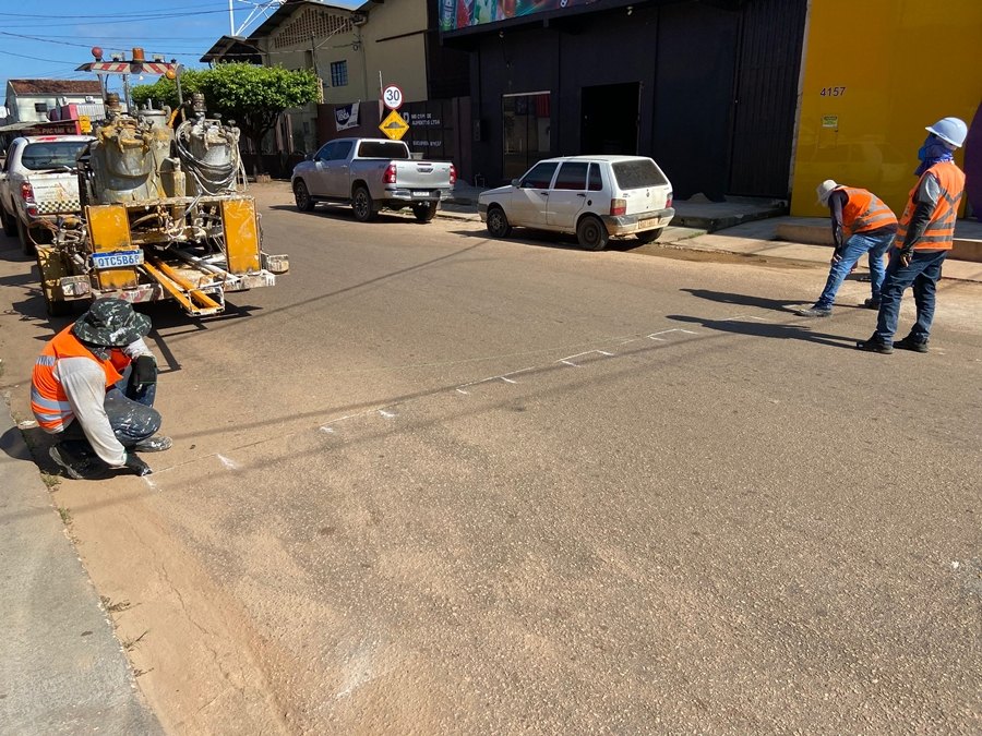 DR. GILBER: Novo pedido do vereador garante faixa de pedestres na Avenida Sucupira