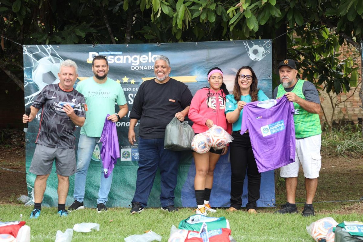 ROSANGELA DONADON: Torneios de futebol em PVH reúnem milhares de pessoas com apoio de deputada