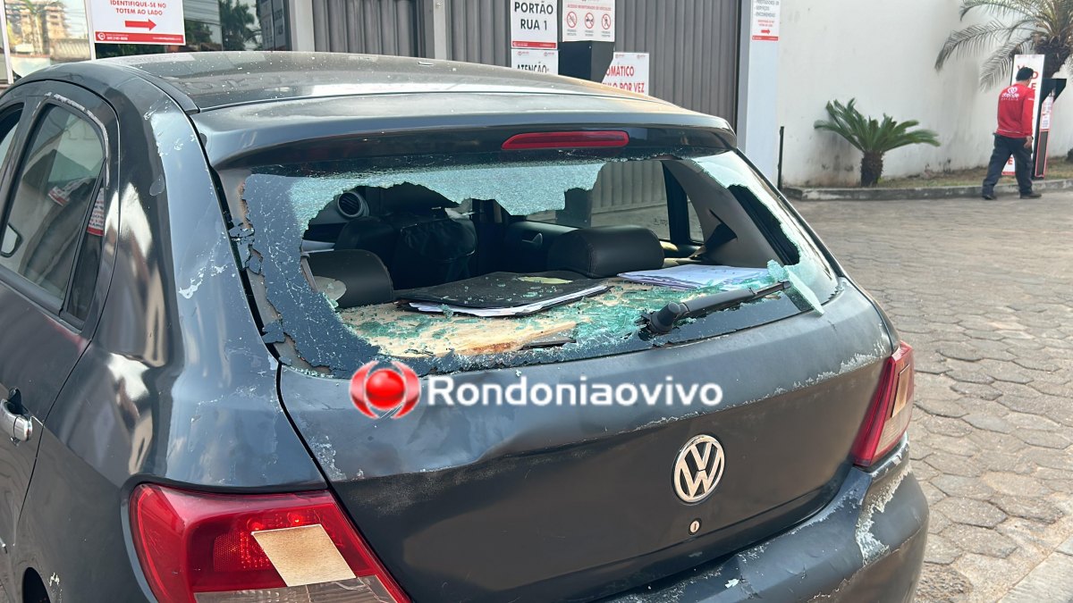 VÍDEO: Motociclista bate na traseira de carro na Avenida Rio Madeira