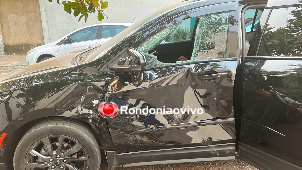 VÍDEO: Dois moto aplicativo sofrem grave acidente após carro avançar preferencial
