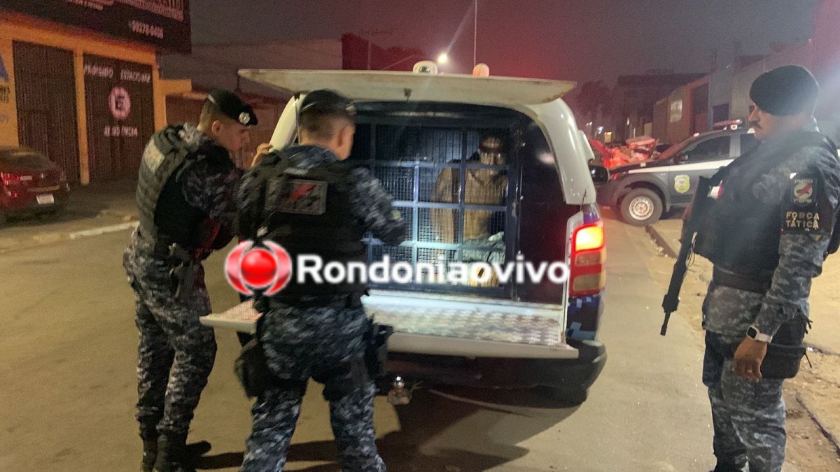 NO CENTRO: Adolescente é agredida por criminoso durante assalto em parada de ônibus 