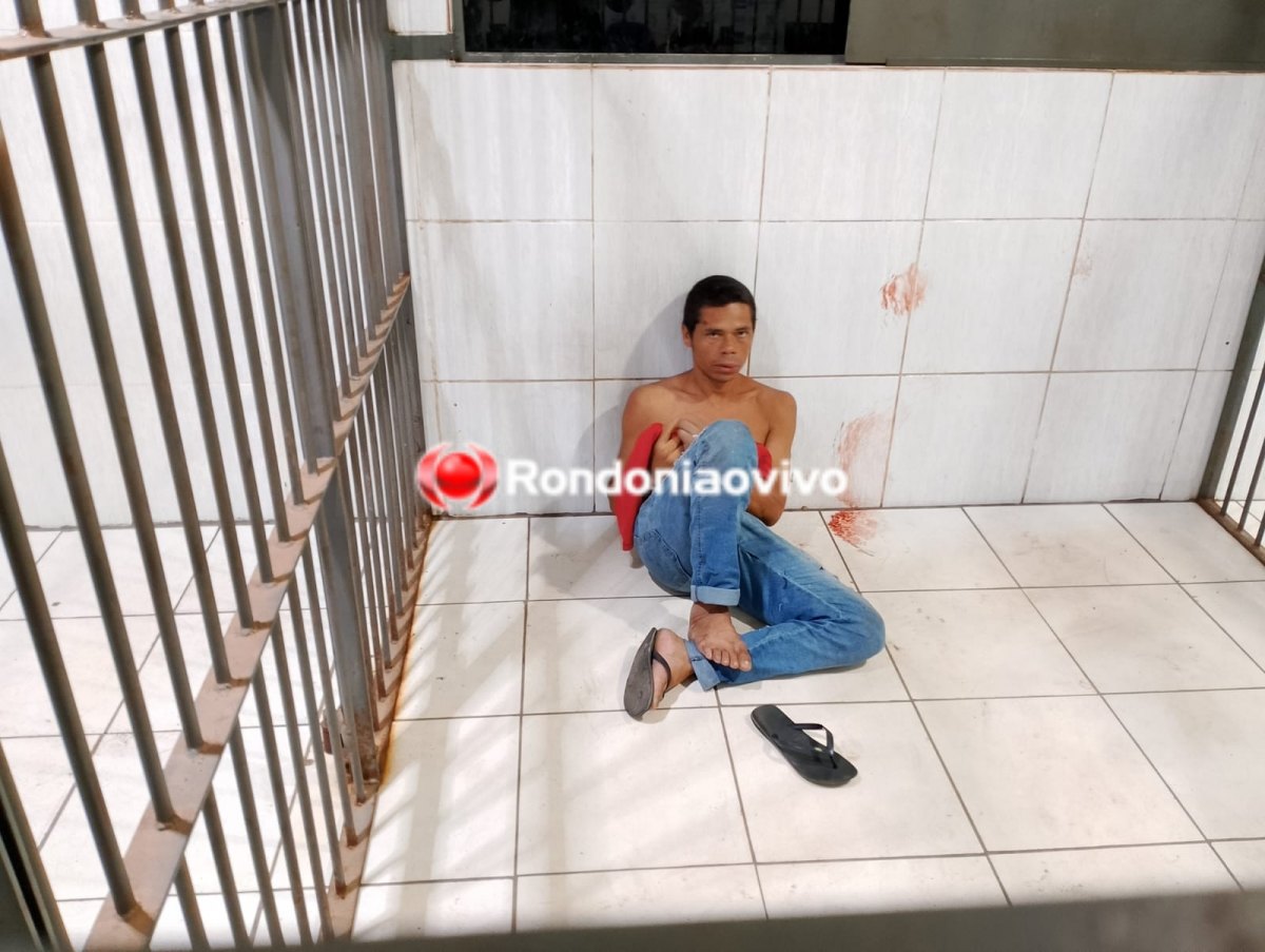 NO CENTRO: Ladrão é flagrado furtando mais de 40 peças de roupas femininas em loja