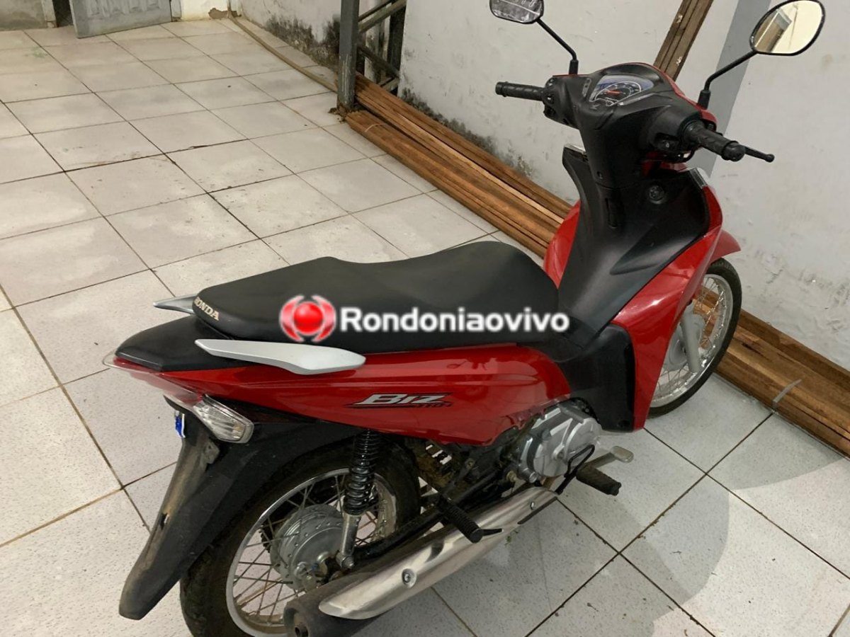 ÚLTIMO SINAL: Criminoso furta moto na frente da UPA e arranca rastreador; PM agiu rápido