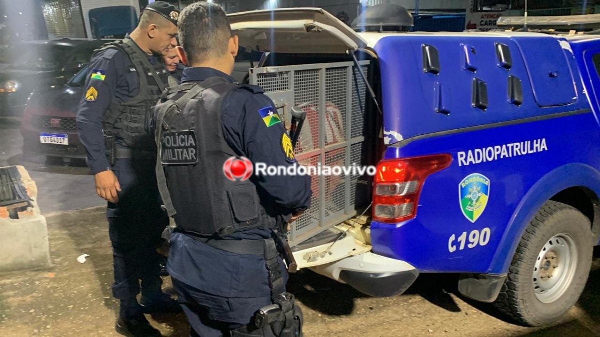 DESPREOCUPADO: PM prende acusado dormindo em carro furtado na zona Norte 