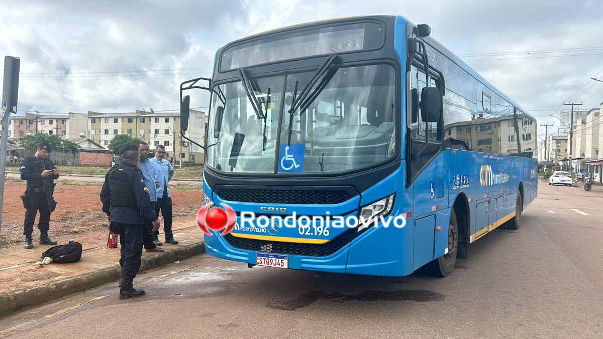 VÍDEO: Criminosos colocam fogo em ônibus no Orgulho do Madeira