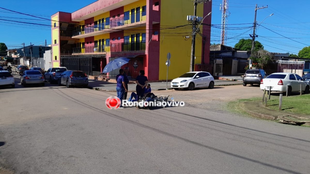 CARRO AVANÇOU: Motociclista de 26 anos sofre vários ferimentos após acidente no Centro 