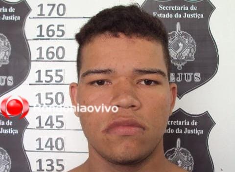 VÍDEO: Apenado 'Baratinha' é preso após ser filmado cometendo furto em empresa 