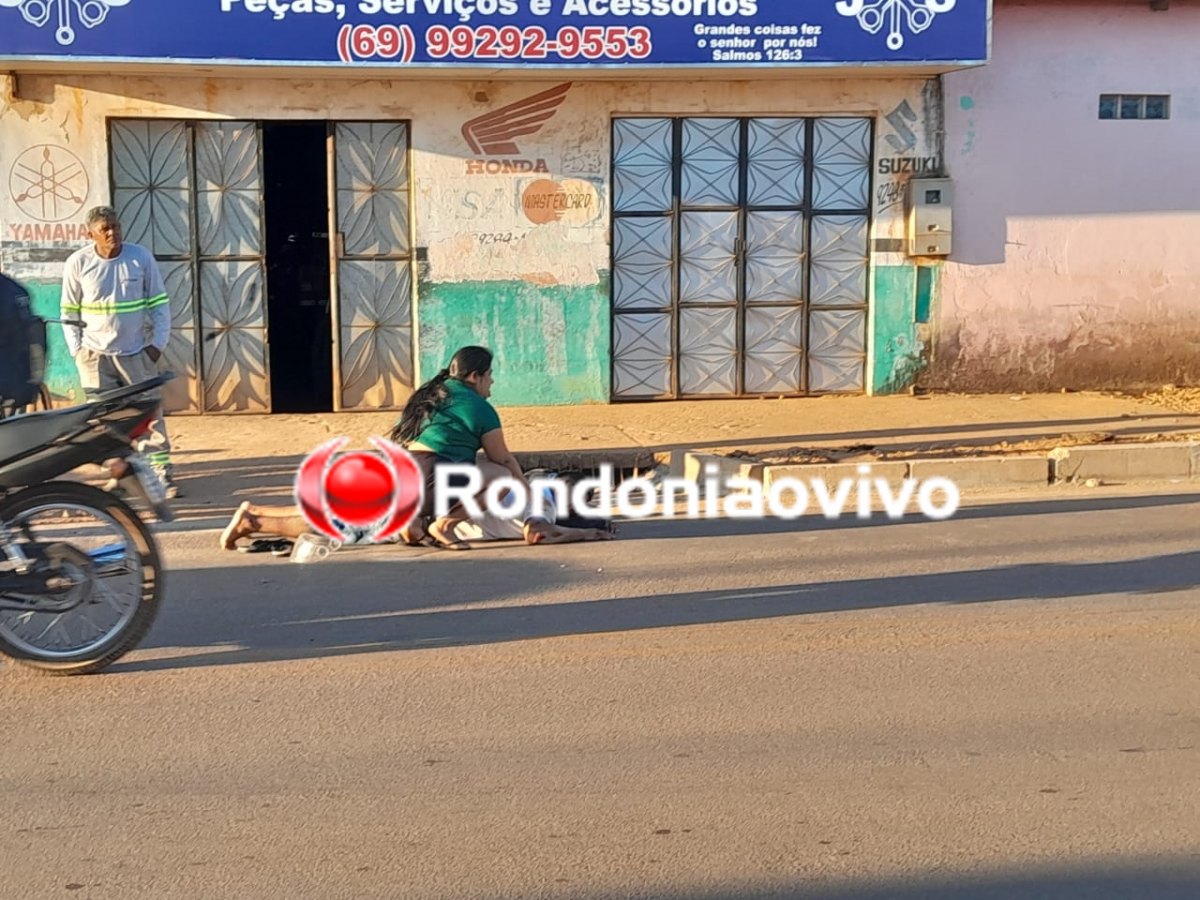 URGENTE: Ciclista se choca contra poste após atropelamento em frente de escola 