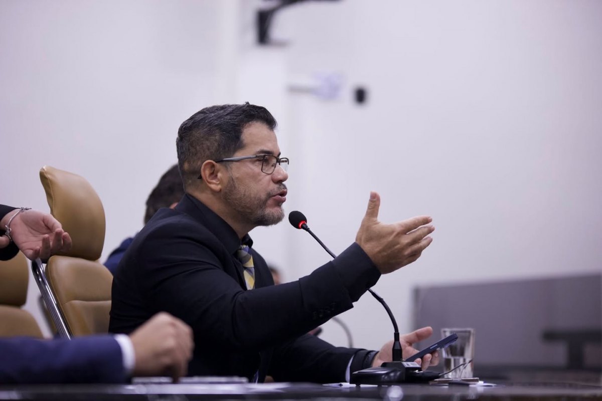 NILTON SOUZA: Lei do vereador fortalece a saúde mental masculina em Porto Velho