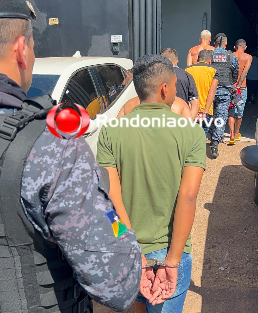 VEJA VÍDEO: Seis membros do PCC são presos após onda de execuções a tiros