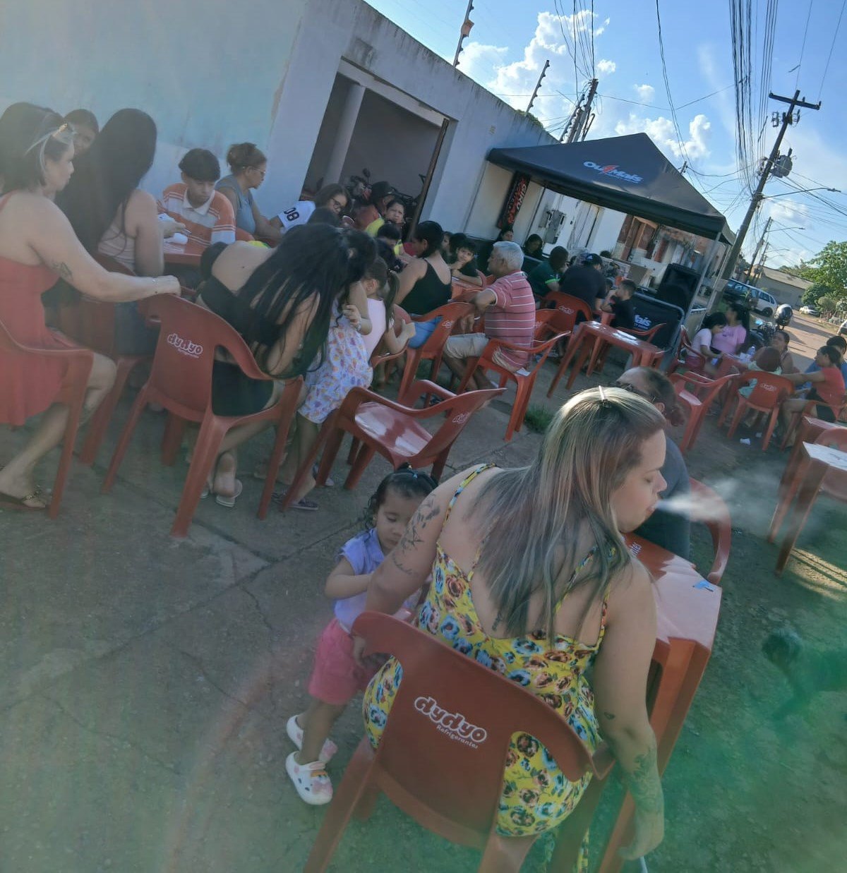 Bingo beneficente reúne moradores e promove tarde de confraternização no bairro Três Marias