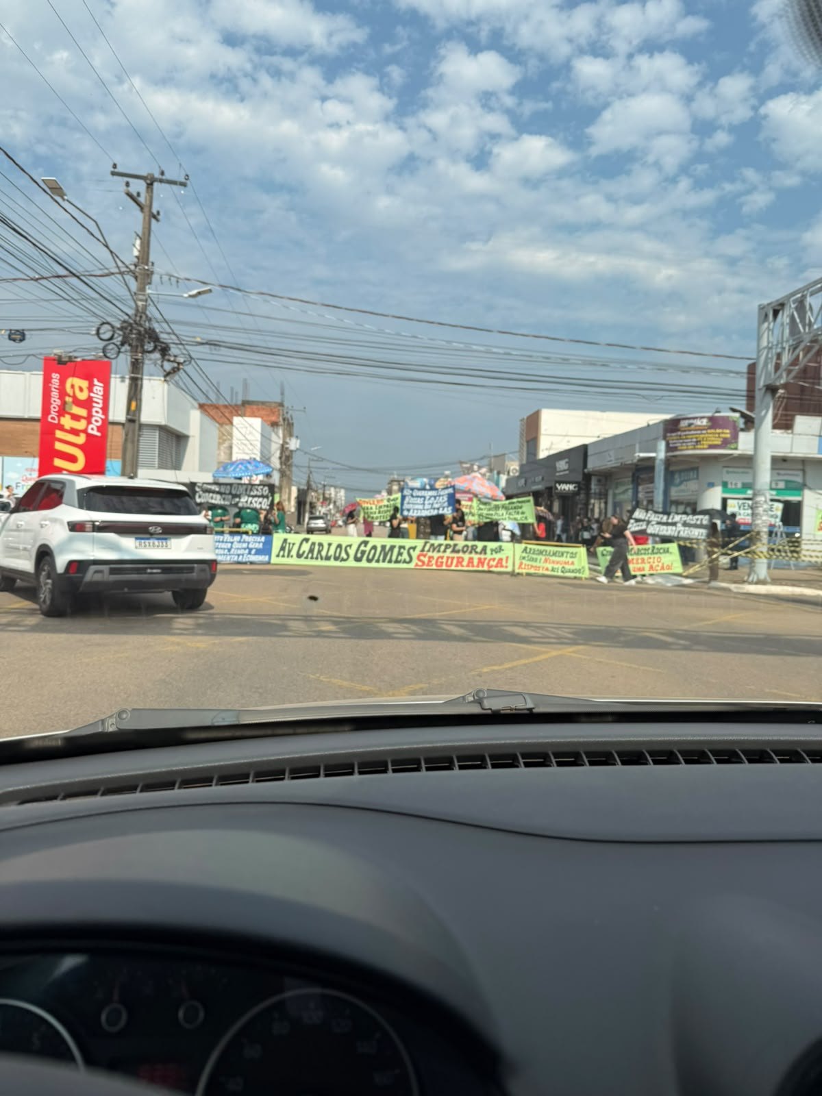 MANIFESTAÇÃO: Comerciantes protestam contra onda de violência no Centro de Porto Velho