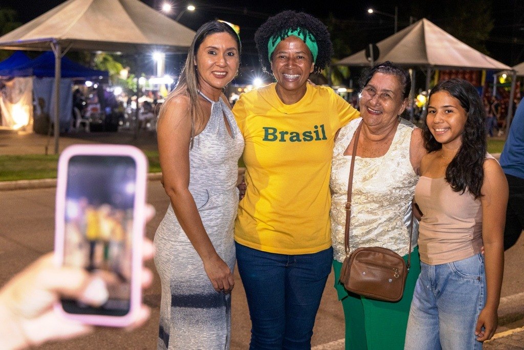 DIZ SÍLVIA CRISTINA: 'Nosso crescimento faz adversários espalharem mentiras'