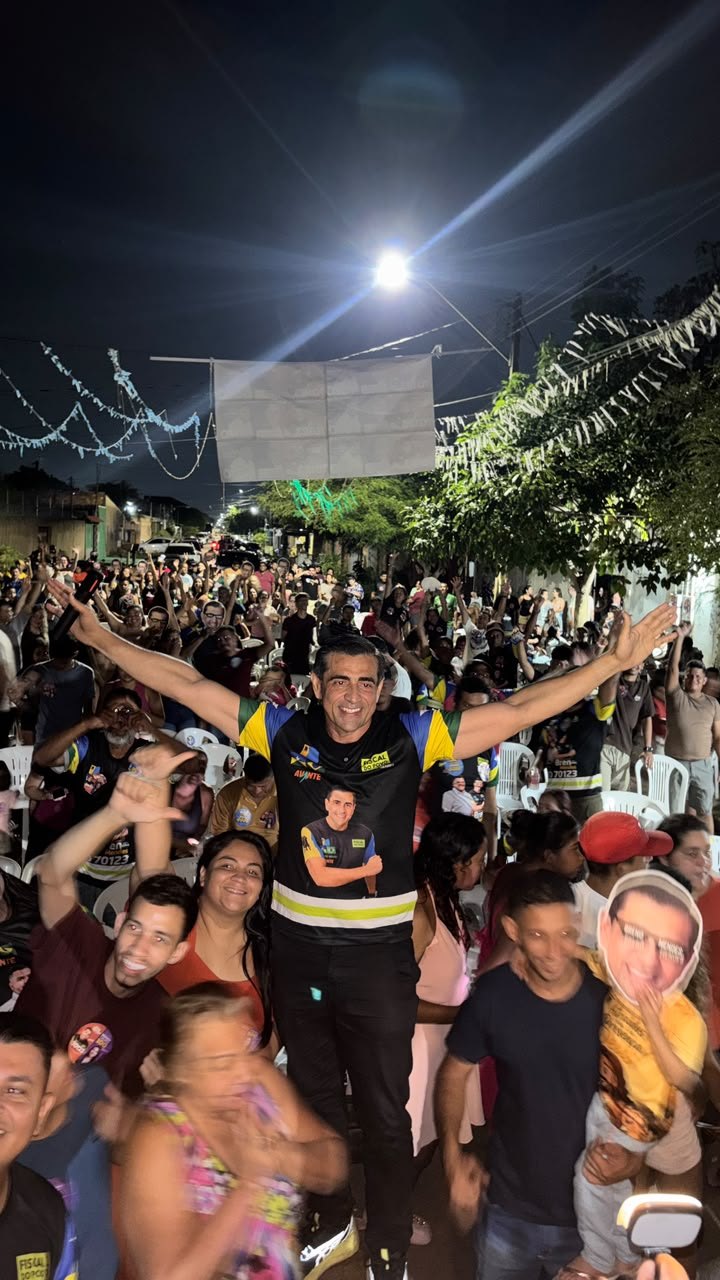 FORÇA CRESCENTE NA CAPITAL: Dr.Breno Mendes realiza reunião com mais de 1.200 pessoas no Bairro S. Francisco