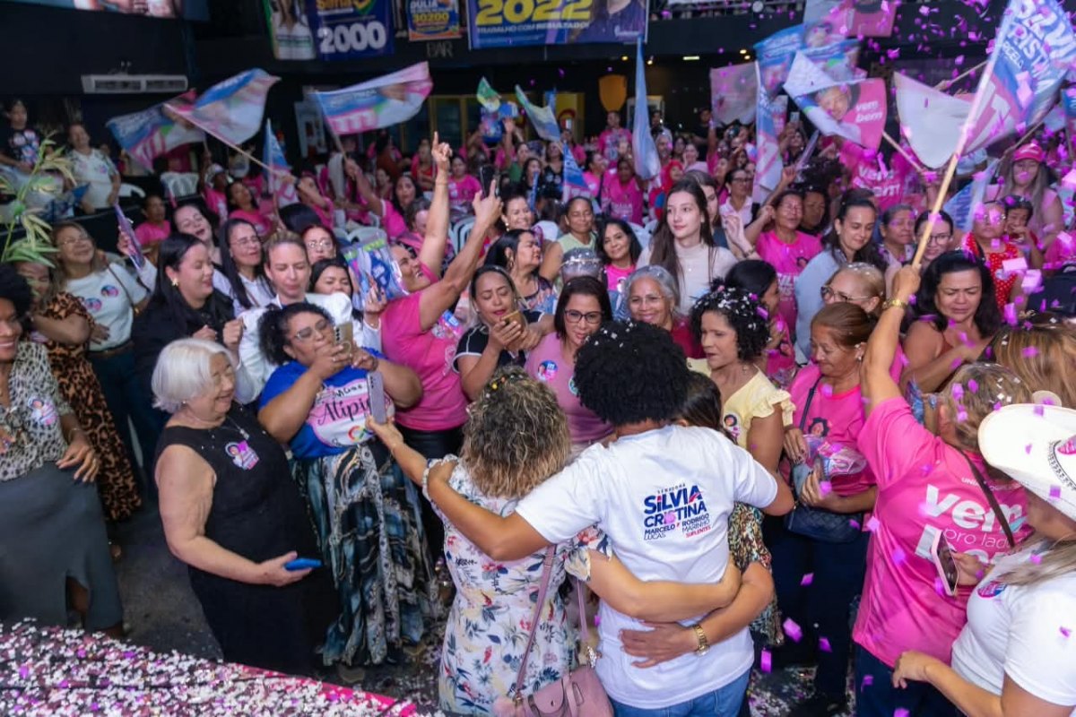 SÍLVIA CRISTINA: Candidata reúne milhares de mulheres em evento na capital