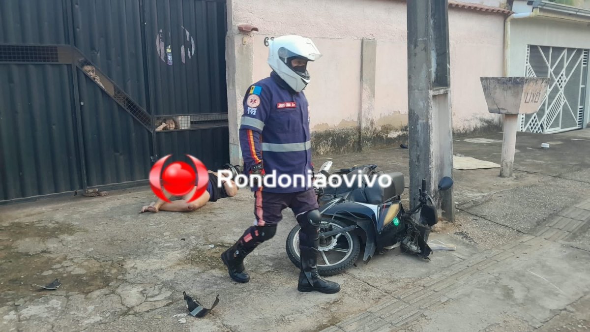 URGENTE:  Mulher fica em estado grave após colidir moto contra poste