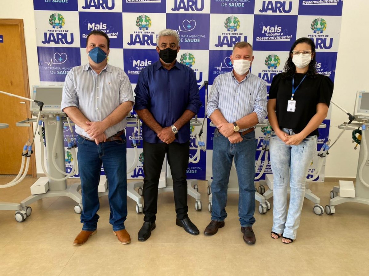 INTERIOR: Deputado Lucio Mosquini entrega 10 respiradores pulmonar para Hospital de Jaru