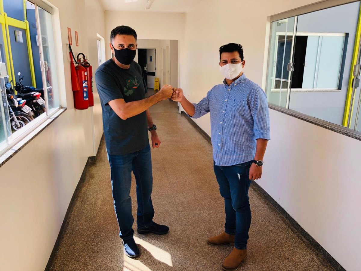 INTERIOR DE RO: Deputado Marcelo Cruz visita novas instalações do Hospital de Pimenta Bueno