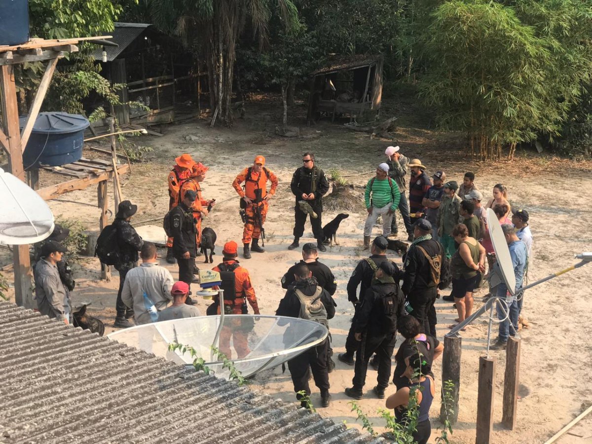 BR-319: Idoso desaparece em mata; Bombeiros e cães farejadores fazem buscas