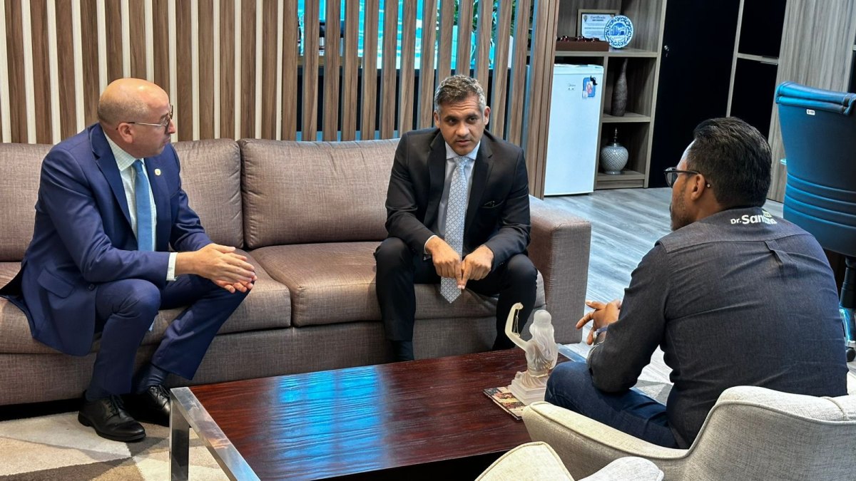 VISITA INSTITUCIONAL: Câmara Municipal vai ao MPRO para tratar da regularização fundiária em PVH